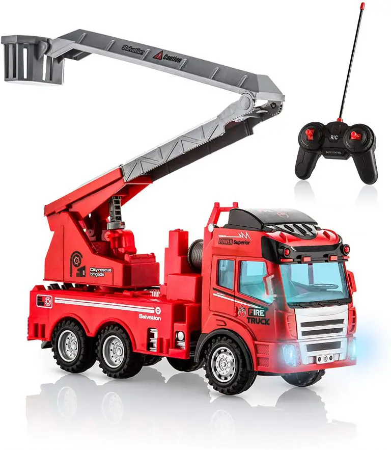 Best Remote Control Semi Truck For Kids 2021 - [Features And Guides]