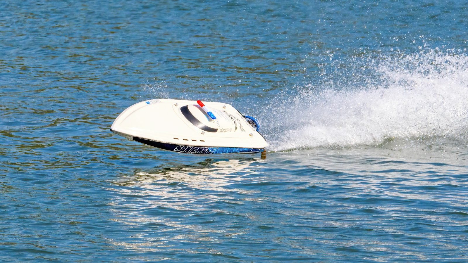 Why RC Kayaks Are the Future of Kids’ Water Play